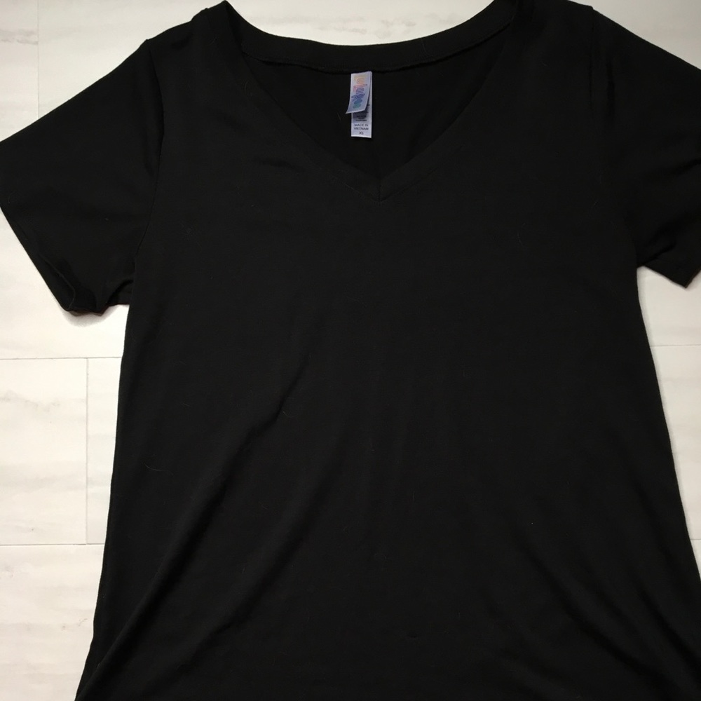 Lularoe Christy T - V-Neck